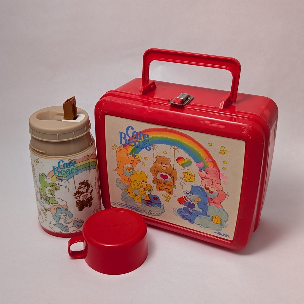 Care Bears Red Lunchbox and Thermos Set - Picture 4 of 10